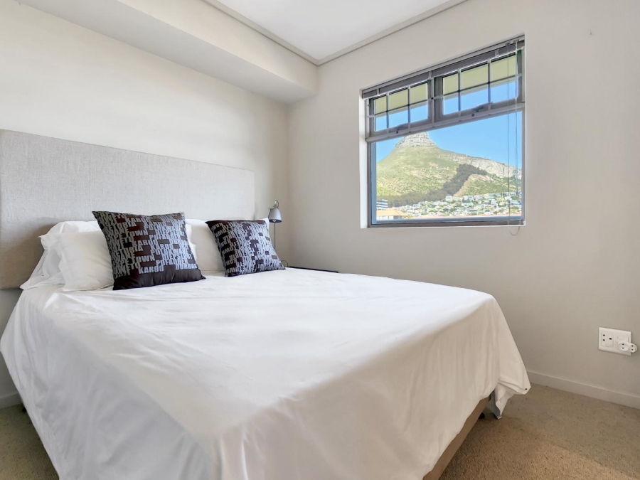 2 Bedroom Property for Sale in Sea Point Western Cape